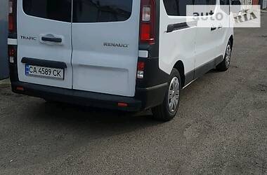 Мінівен Renault Trafic 2015 в 