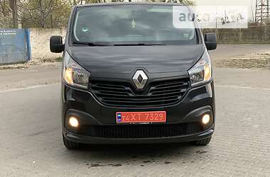 Мінівен Renault Trafic 2016 в 