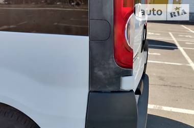 Минивэн Renault Trafic 2010 в 