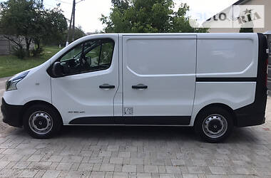 Грузопассажирский фургон Renault Trafic 2015 в Харькове