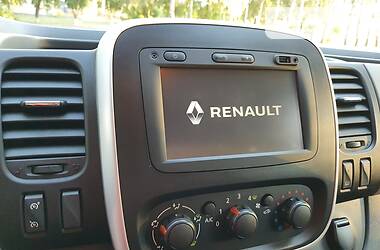 Грузопассажирский фургон Renault Trafic 2016 в Полтаве