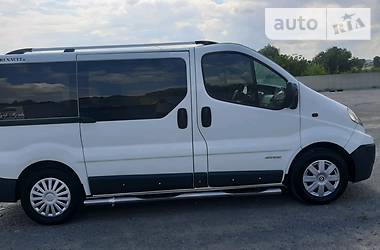 Грузопассажирский фургон Renault Trafic 2007 в Хмельницком