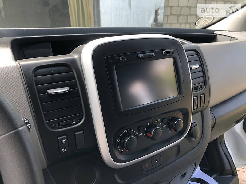 Мінівен Renault Trafic 2016 в Козятині