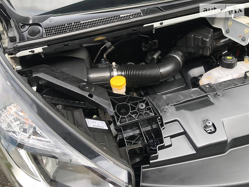 Мінівен Renault Trafic 2016 в Козятині