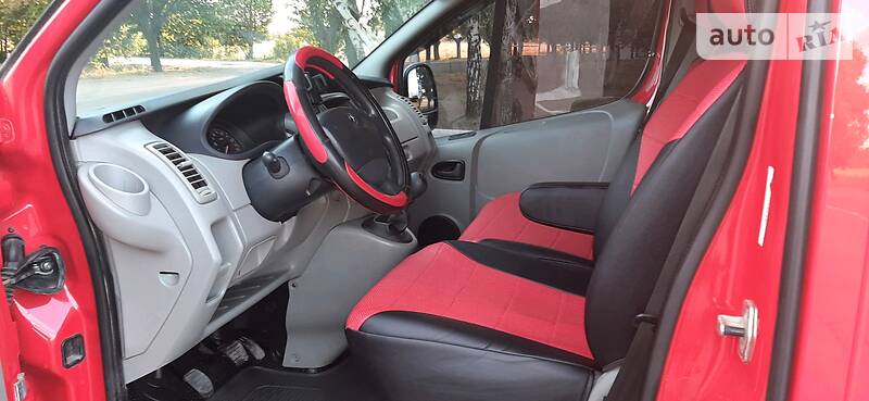 Вантажопасажирський фургон Renault Trafic 2012 в Херсоні фото 34 Вантажопасажирський фургон Renault Trafic 2012 в Херсоні