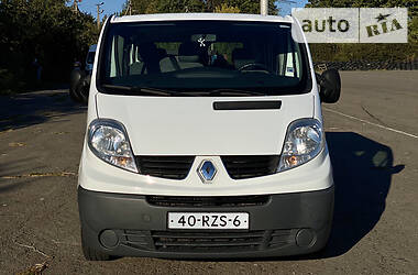 Мінівен Renault Trafic 2011 в Рівному