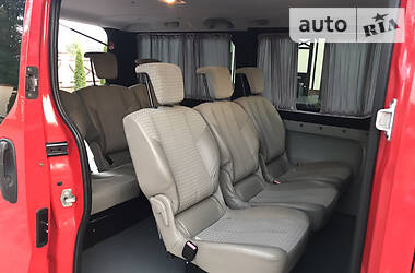 Грузопассажирский фургон Renault Trafic 2007 в Черновцах