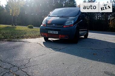 Мінівен Renault Trafic 2002 в 