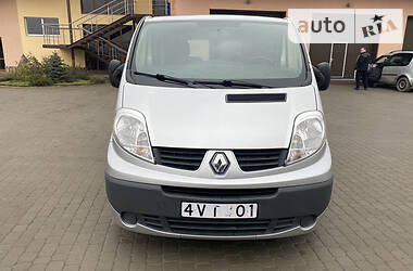 Универсал Renault Trafic 2012 в Староконстантинове