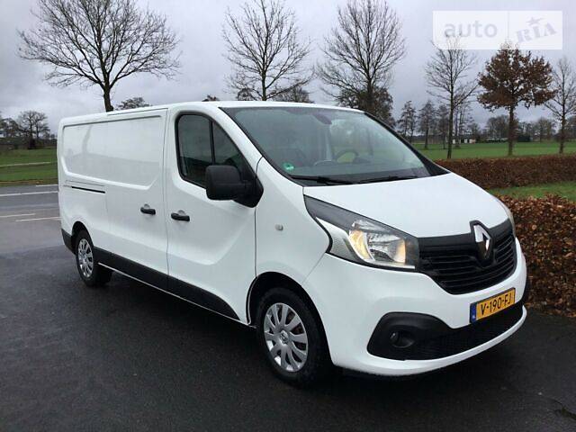 Грузопассажирский фургон Renault Trafic 2017 в Киеве