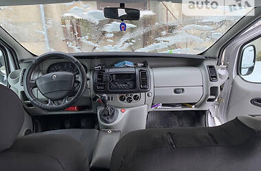 Минивэн Renault Trafic 2003 в 