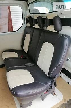 Інші легкові Renault Trafic 2011 в Косові