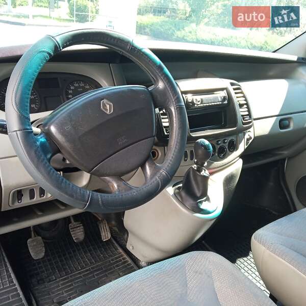 Минивэн Renault Trafic 2006 в Виноградове