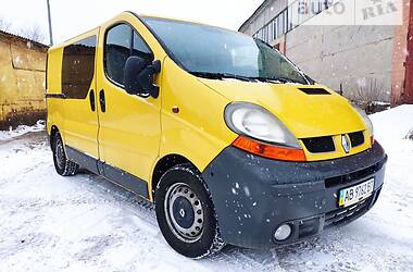 Грузопассажирский фургон Renault Trafic 2004 в Виннице