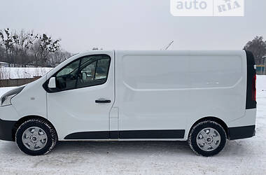 Грузопассажирский фургон Renault Trafic 2014 в Ровно