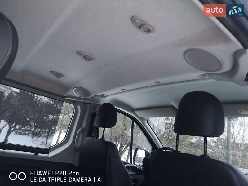 Мінівен Renault Trafic 2015 в Рівному