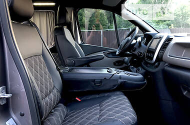 Мінівен Renault Trafic 2017 в 