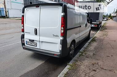 Вантажний фургон Renault Trafic 2008 в Житомирі