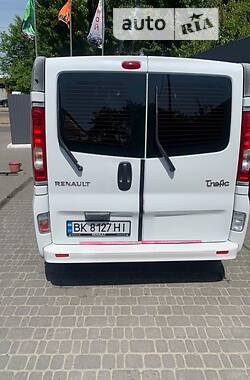 Мінівен Renault Trafic 2013 в Дніпрі