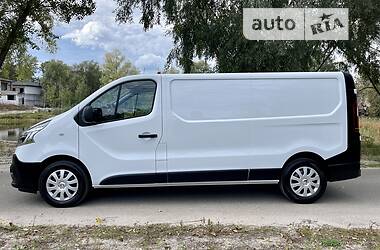 Минивэн Renault Trafic 2020 в 