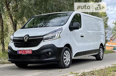 Минивэн Renault Trafic 2020 в 