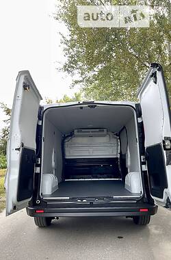 Минивэн Renault Trafic 2020 в 