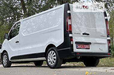 Минивэн Renault Trafic 2020 в 