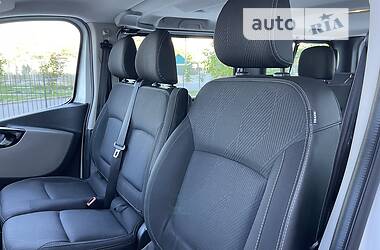 Мінівен Renault Trafic 2016 в 