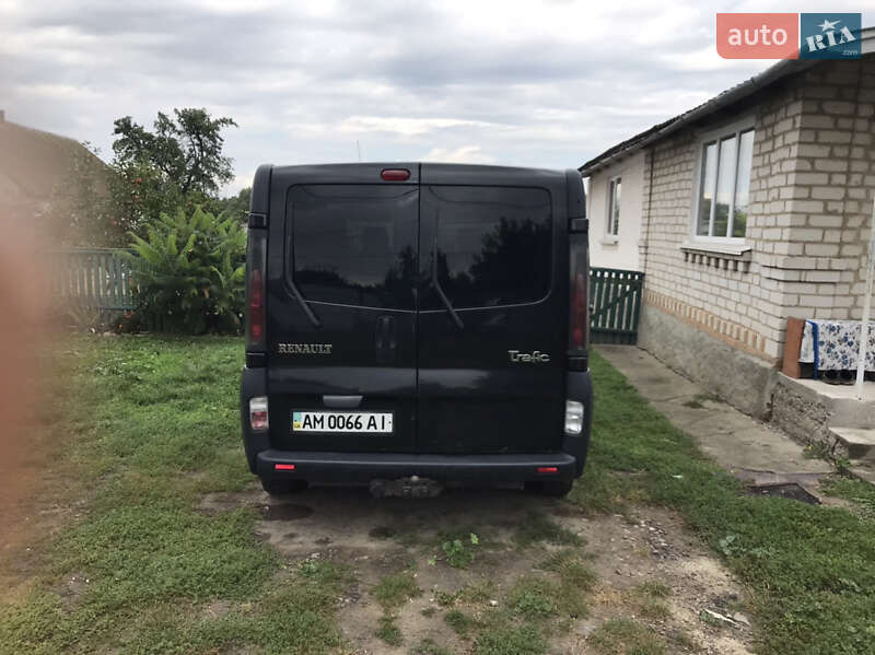 Мінівен Renault Trafic 2006 в Житомирі
