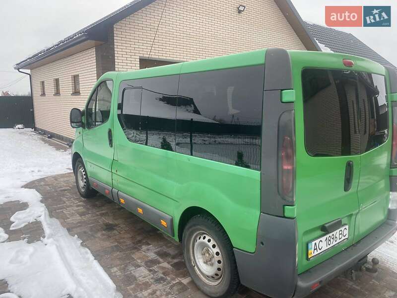 Минивэн Renault Trafic 2005 в Камне-Каширском