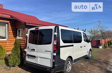 Минивэн Renault Trafic 2017 в Вараше