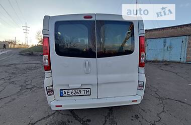 Мінівен Renault Trafic 2006 в Кривому Розі