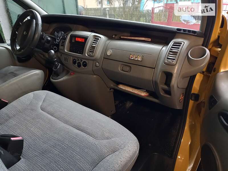 Мінівен Renault Trafic 2008 в Полонному