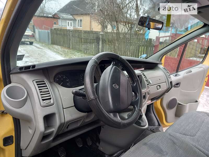 Мінівен Renault Trafic 2008 в Полонному