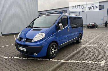 Вантажопасажирський фургон Renault Trafic 2007 в Хмельницькому