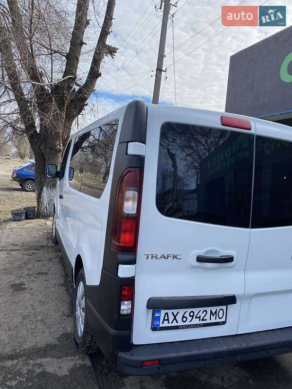Минивэн Renault Trafic 2016 в Арцизе