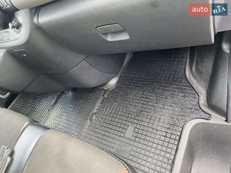 Минивэн Renault Trafic 2016 в Арцизе