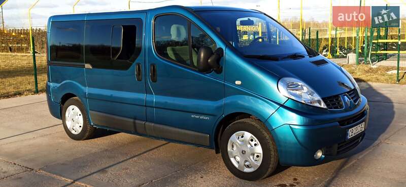 Мінівен Renault Trafic 2010 в Чернігові