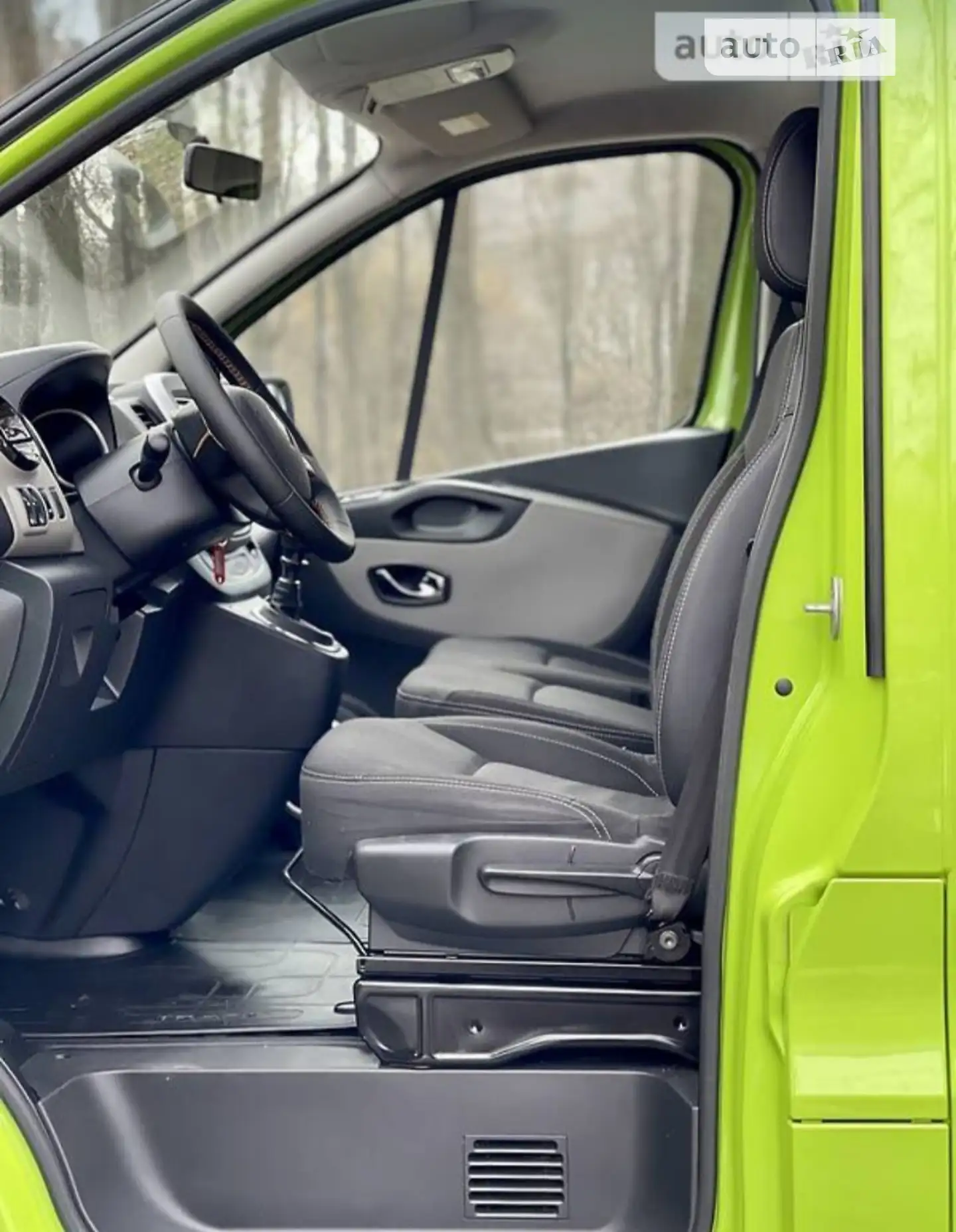 2017 Renault Trafic - мініатюра 8