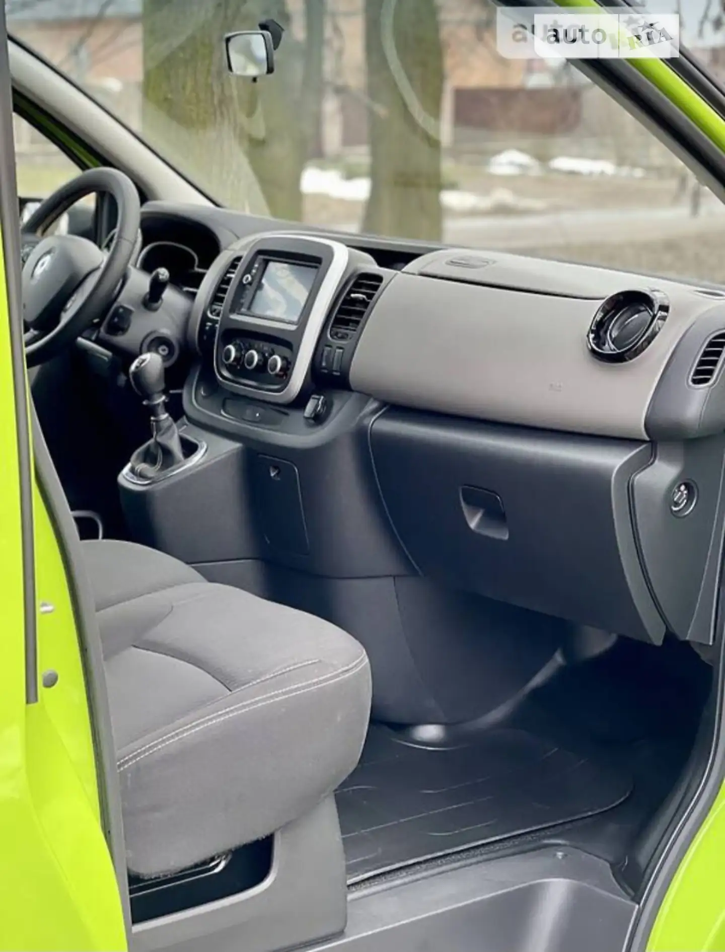 2017 Renault Trafic - мініатюра 10