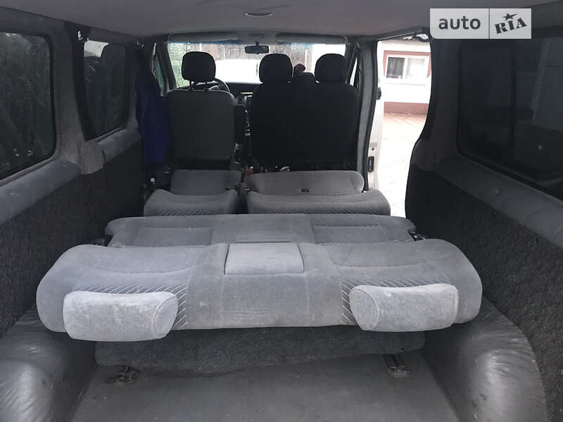 Минивэн Renault Trafic 2004 в Белогорье