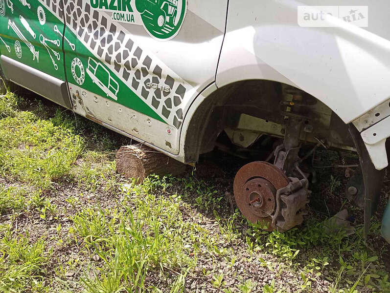 Грузопассажирский фургон Renault Trafic 2012 в Балаклее фото 8 Грузопассажирский фургон Renault Trafic 2012 в Балаклее