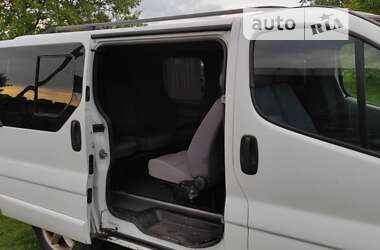Минивэн Renault Trafic 2002 в 
