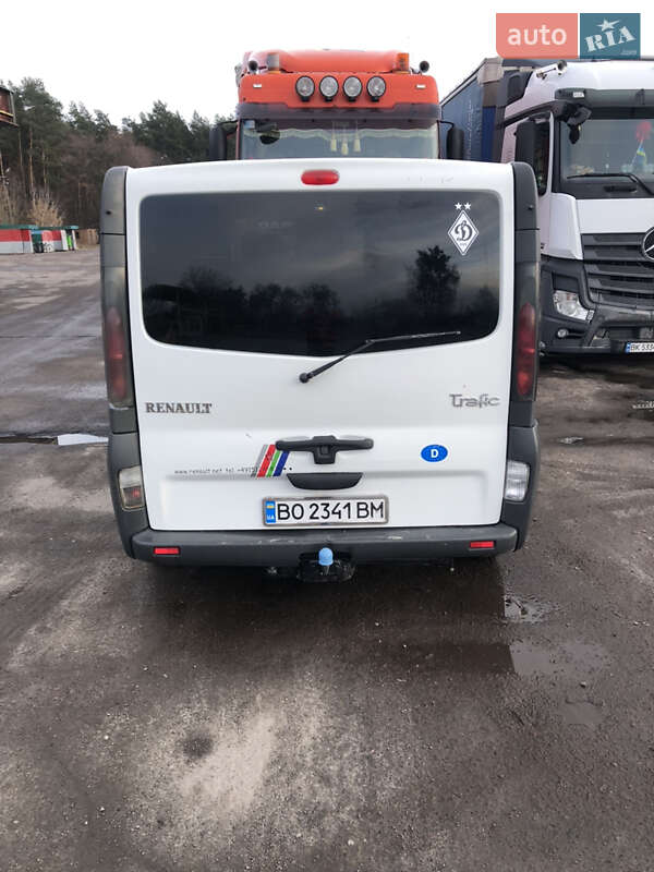 Мінівен Renault Trafic 2004 в Радивиліві