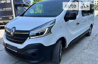 Минивэн Renault Trafic 2021 в 