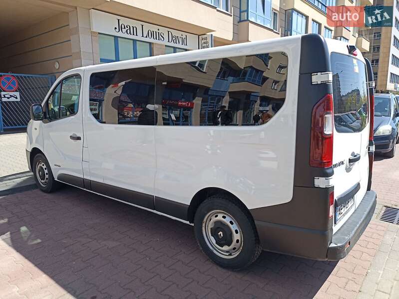 Мінівен Renault Trafic 2015 в Львові фото 7 Мінівен Renault Trafic 2015 в Львові