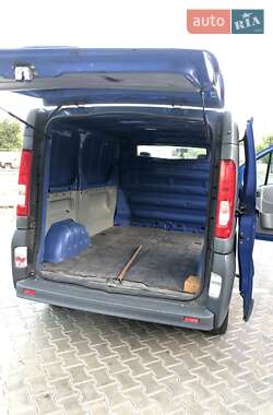 Грузовой фургон Renault Trafic 2013 в 