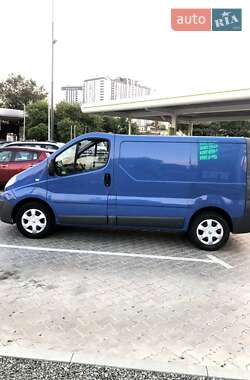 Грузовой фургон Renault Trafic 2013 в 