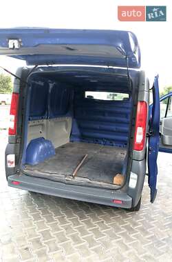 Грузовой фургон Renault Trafic 2013 в 