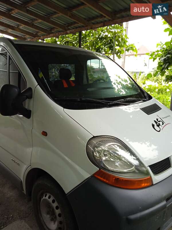 Renault Trafic 2004